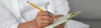 une luciole dans la nuit écriture